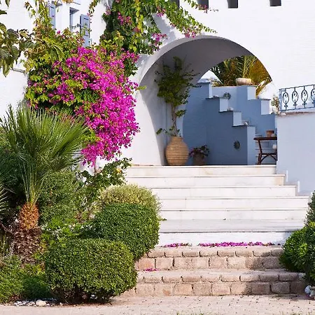 Ammos Naxos 3*